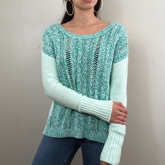 American Eagle Outfitters Sweaters - American Eagle mint green crew neck knit sweater